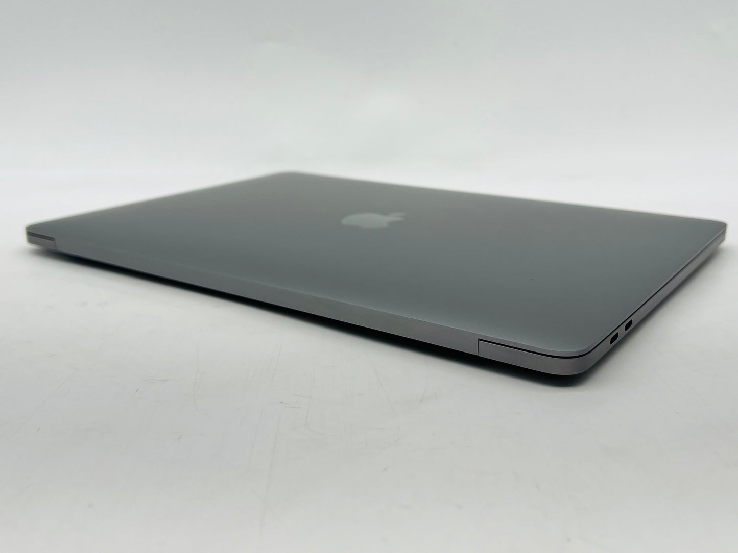 Apple 2020 MacBook pro 13" M1 3.2GHz (8-Core GPU) 8GB RAM 256GB SSD - Very good