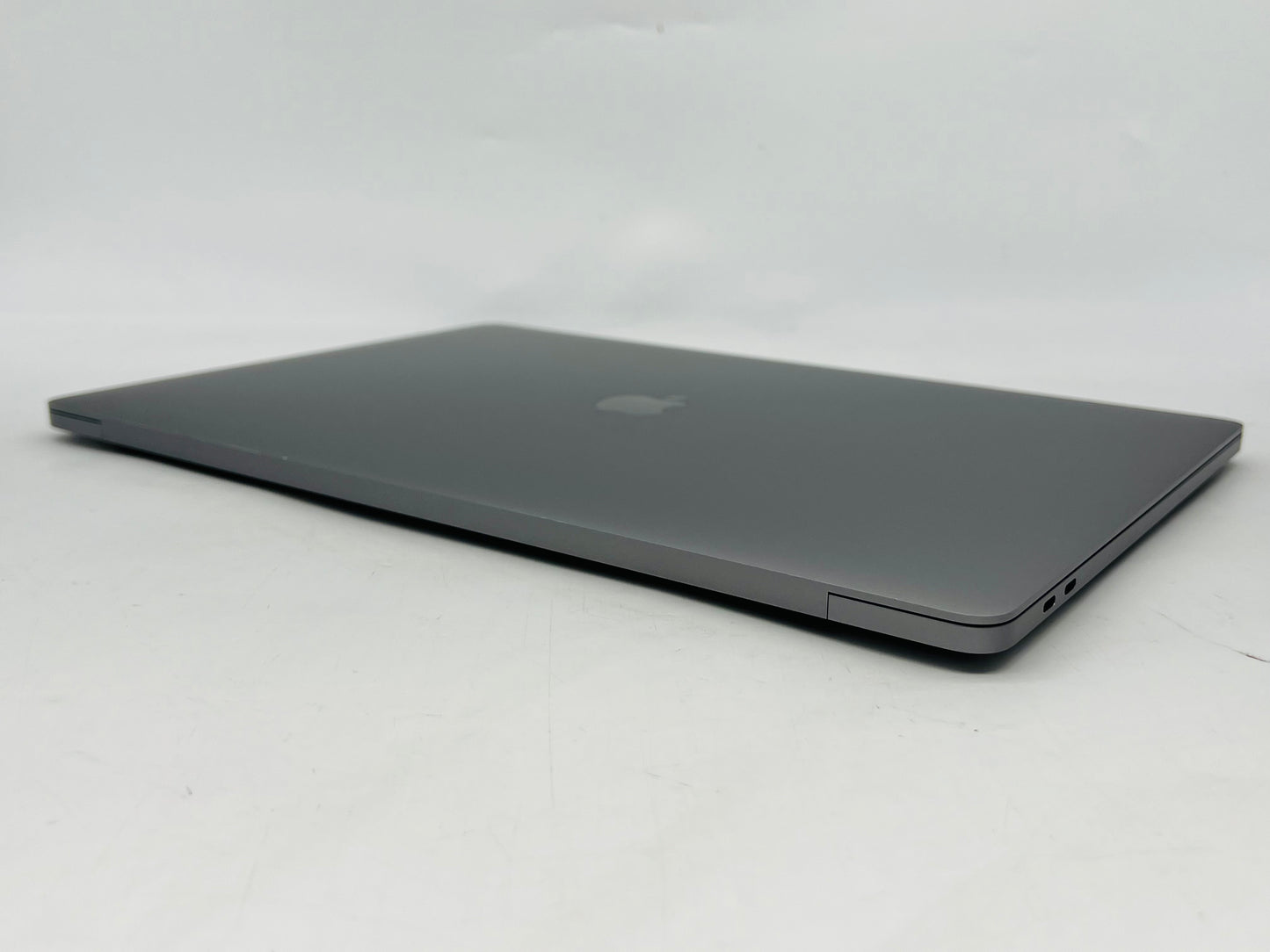 Apple 2019 MacBook Pro 16" 2.4GHz i9 32GB RAM 2TB SSD RP5500M 4GB - Very good
