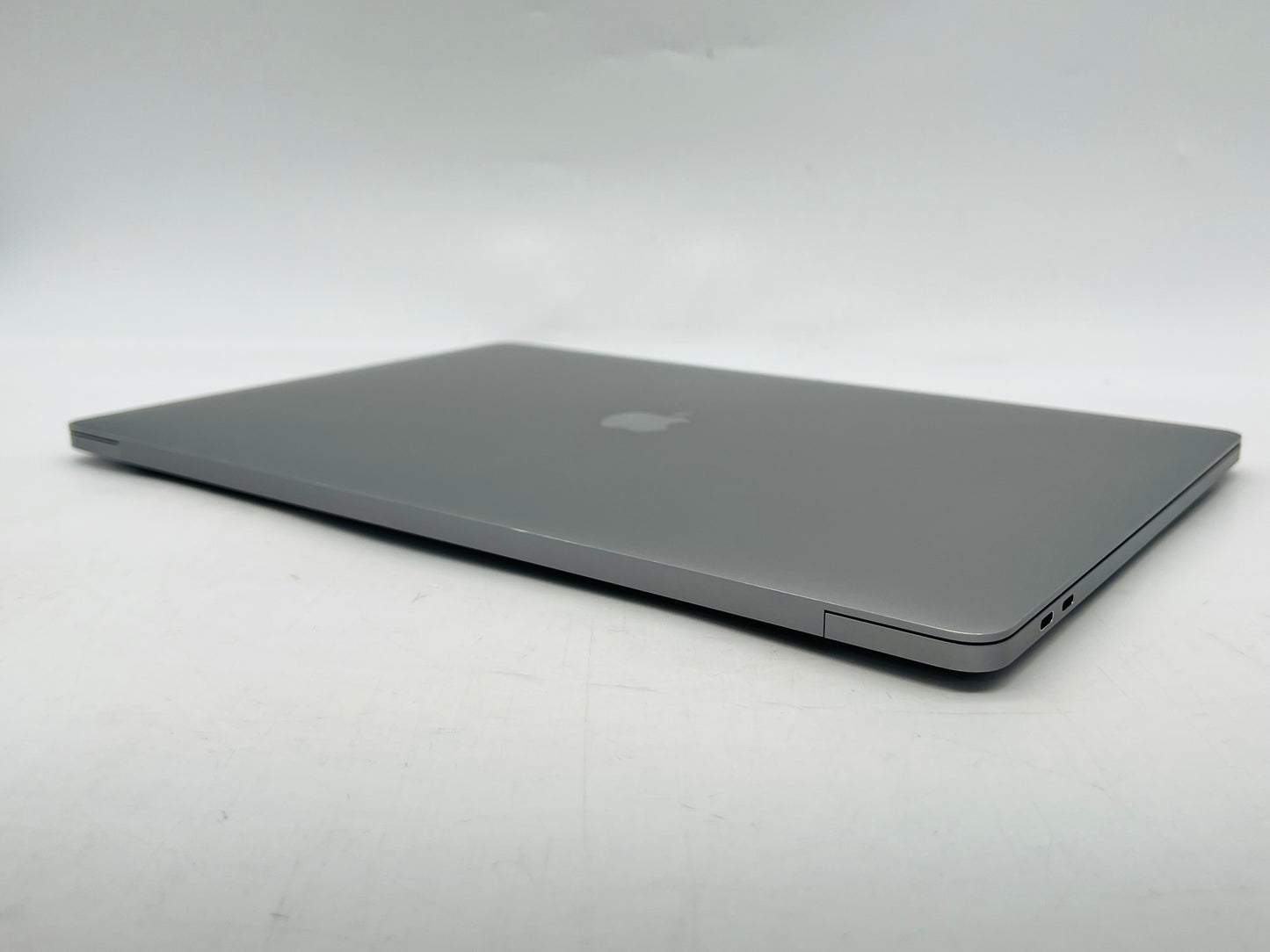 Apple 2019 MacBook Pro 16" 2.6GHz i7 32GB RAM 512GB SSD RP5300M 4GB - Very good