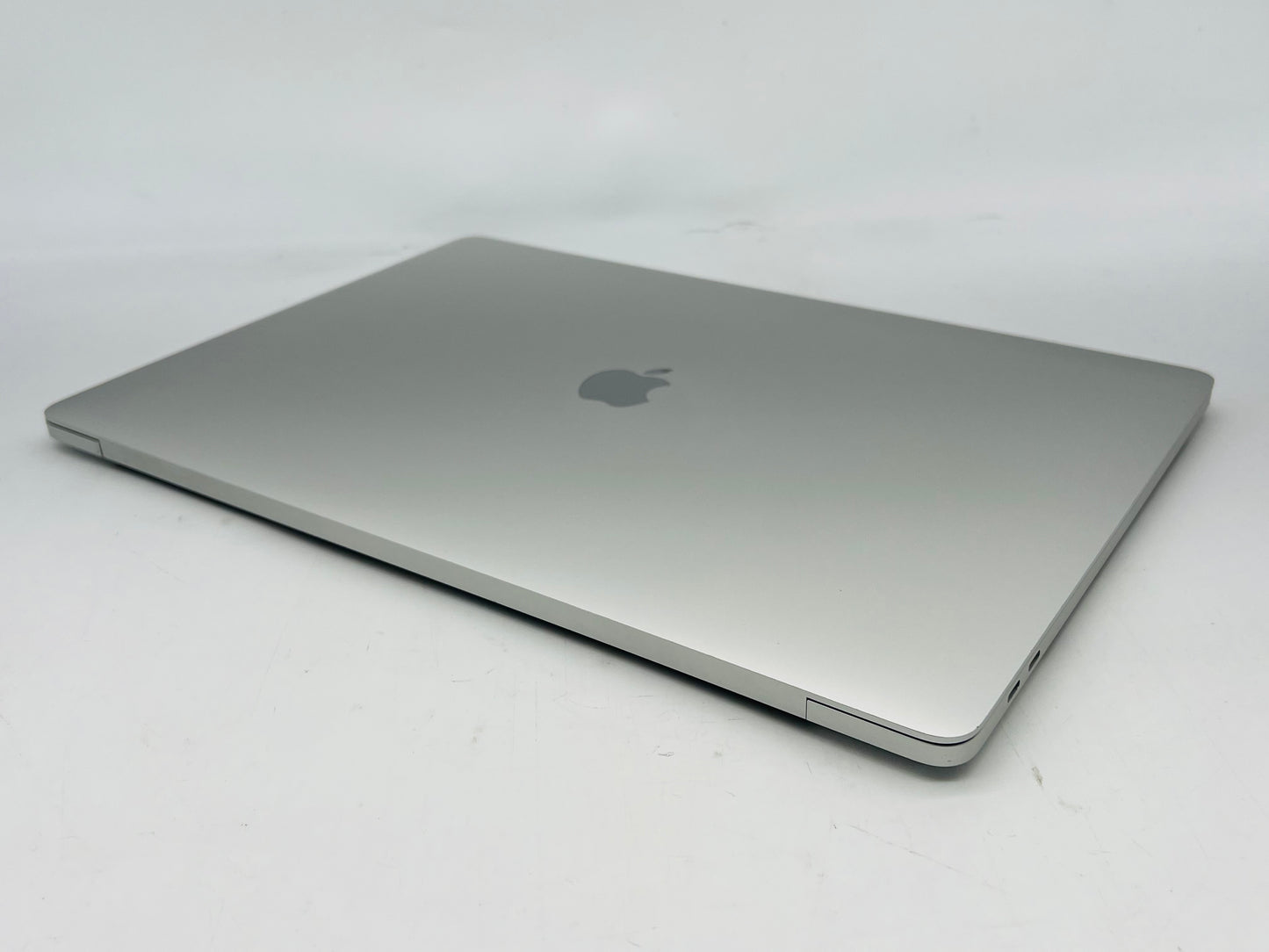 Apple 2019 MacBook Pro 16 in 2.4GHz i9 32GB RAM 1TB SSD RP5500M 4GB - Very good