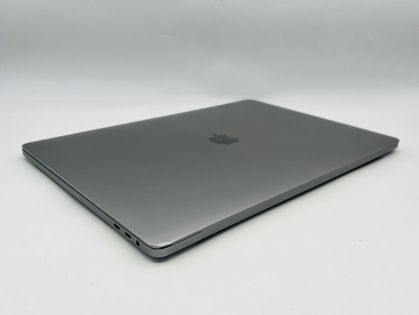 Apple 2019 MacBook Pro 16" 2.6GHz i7 16GB RAM 512GB SSD RP5300M 4GB - Good
