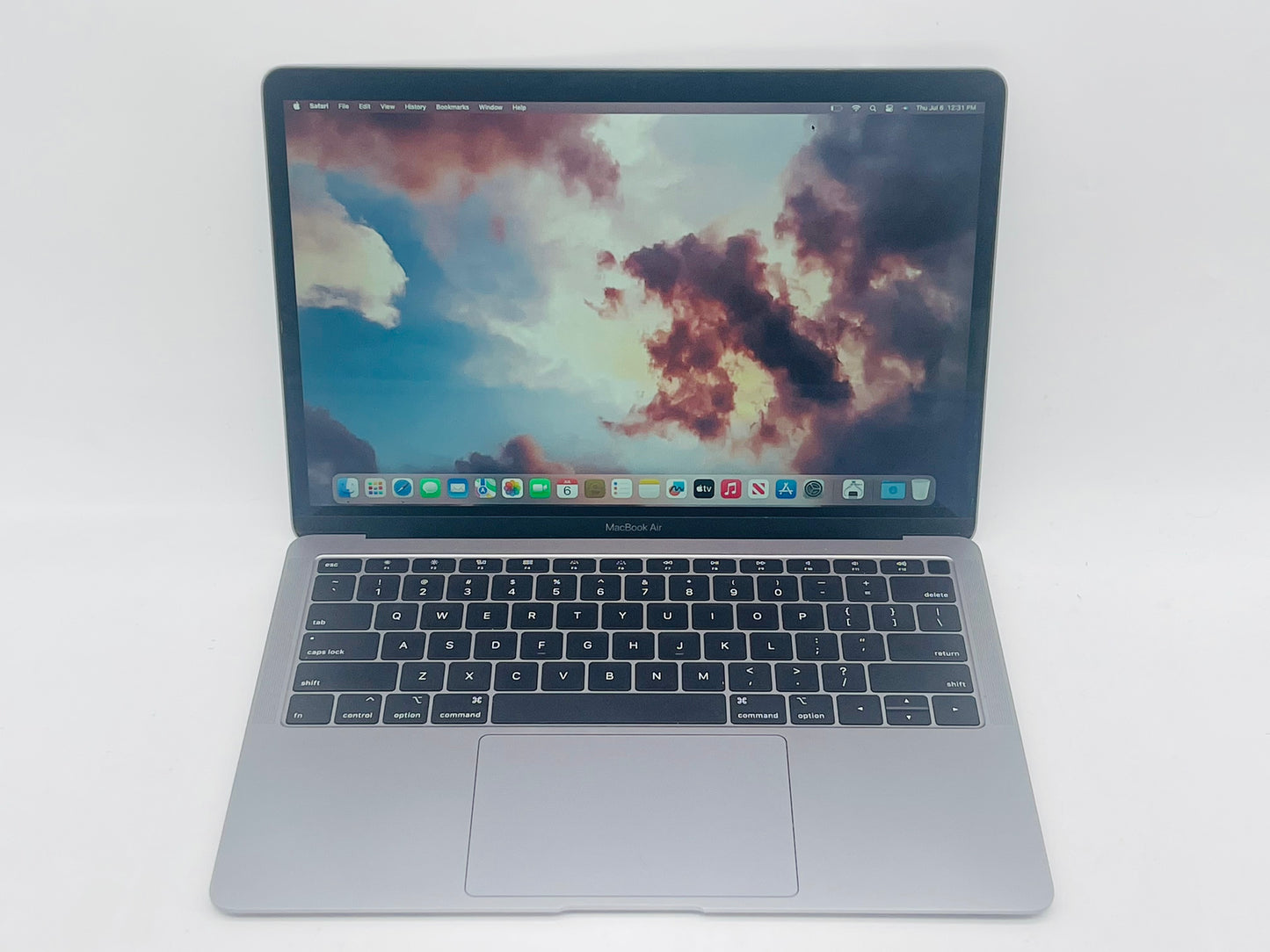 Apple 2019 MacBook Air 13 in 1.6GHz i5 16GB RAM 128GB SSD IUG 617 - Very Good
