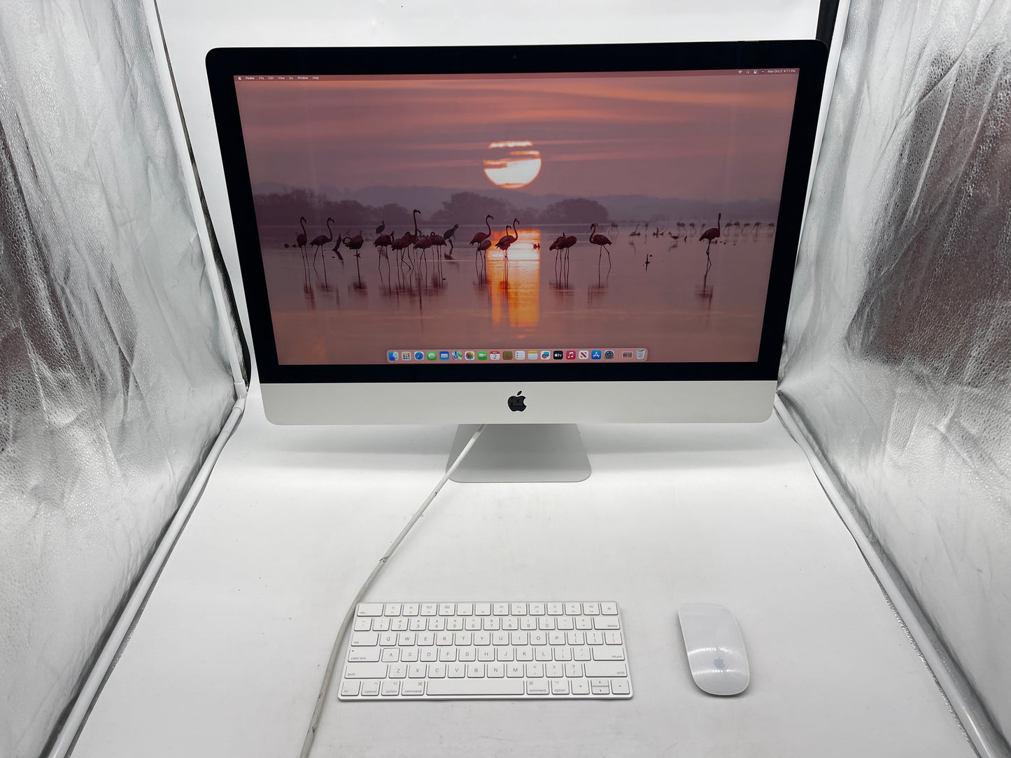 Apple 2019 iMac 27 in 5K 3.6GHz i9 64GB RAM 2TB SSD Vega 48 8GB - Excellent