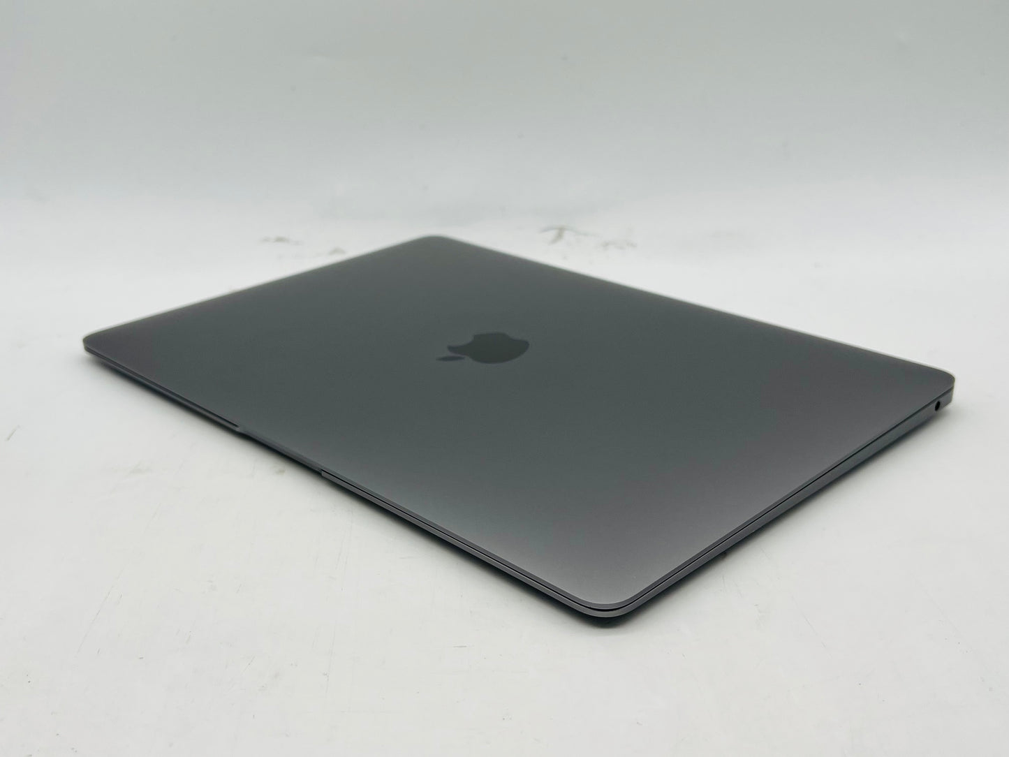 Apple 2019 MacBook Air 13 in 1.6GHz Dual-Core i5 16GB RAM 512GB SSD IUG 617