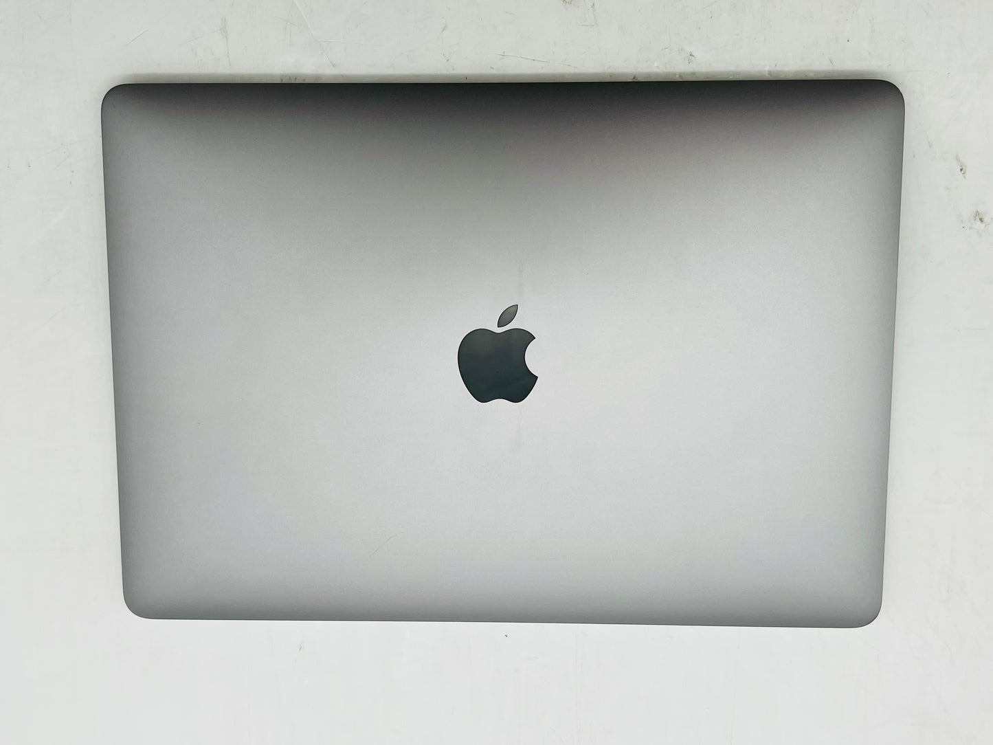 Apple 2019 MacBook Pro 13 in TB 1.7GHz Quad-Core i7 16GB RAM 128GB SSD IIPG 645