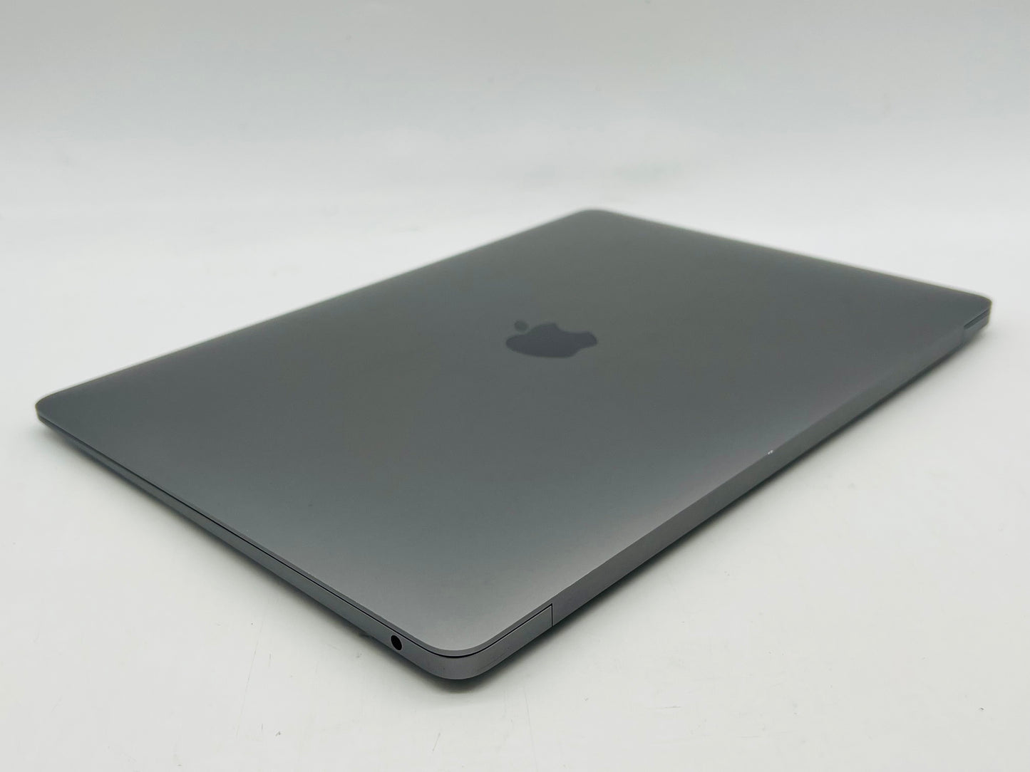 Apple 2020 MacBook Air 13 in M1 3.2GHz 16GB RAM 256GB SSD 7-Core GPU - Very Good