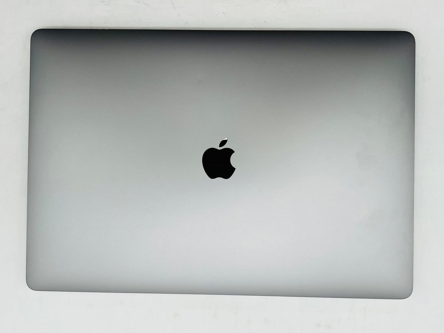 Apple 2019 MacBook Pro 16 in 2.6GHz i7 32GB RAM 1TB SSD RP5500M 8GB - Very Good