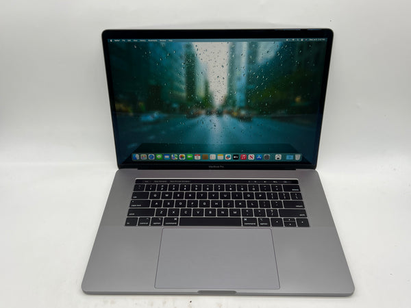 Apple 2019 MacBook Pro 15 in 2.3GHz i9 32GB RAM 512GB SSD RP560X 4GB - Good