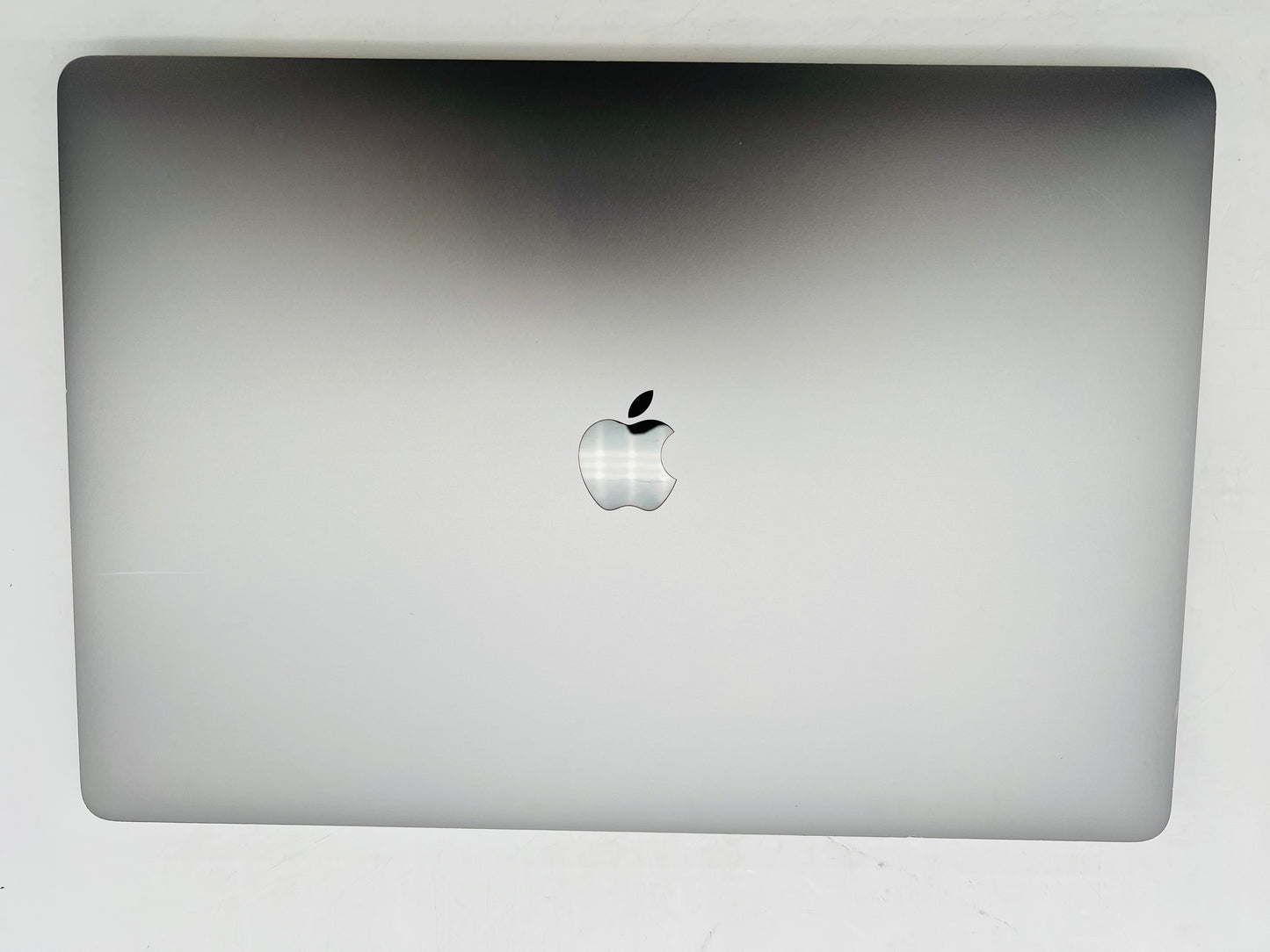 Apple 2019 Macbook Pro 16in 2.4GHz i9 32GB RAM 2TB SSD RP5500M 8GB - Very Good