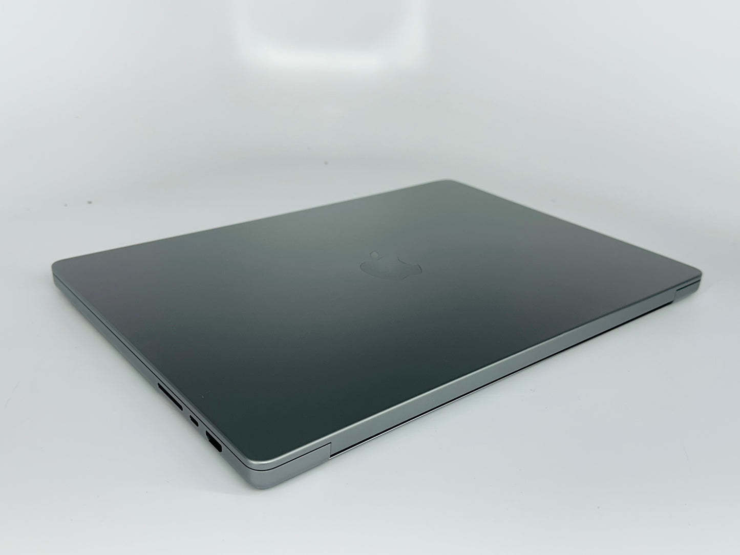 Apple 2021 MacBook Pro 16 in M1 Pro 3.2GHz (16-Core GPU) 16GB RAM 1TB SSD - Good
