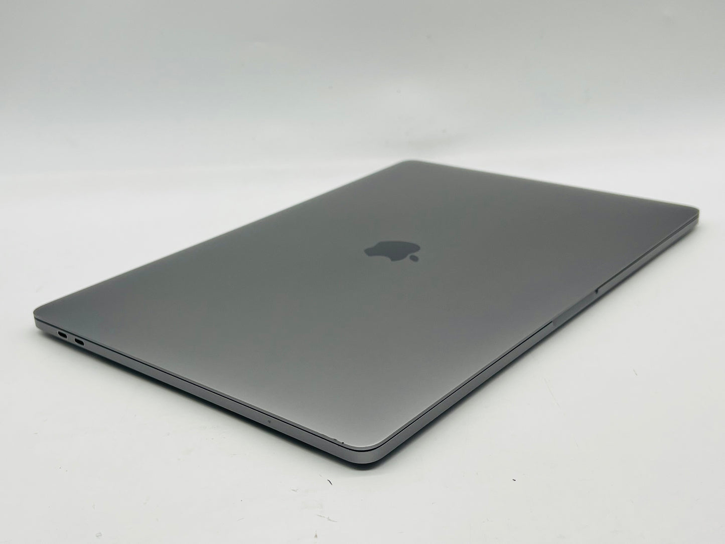 Apple 2019 15 in MacBook Pro TB 2.6GHz 6-Core i7 16GB RAM 512GB SSD RP555X 4GB