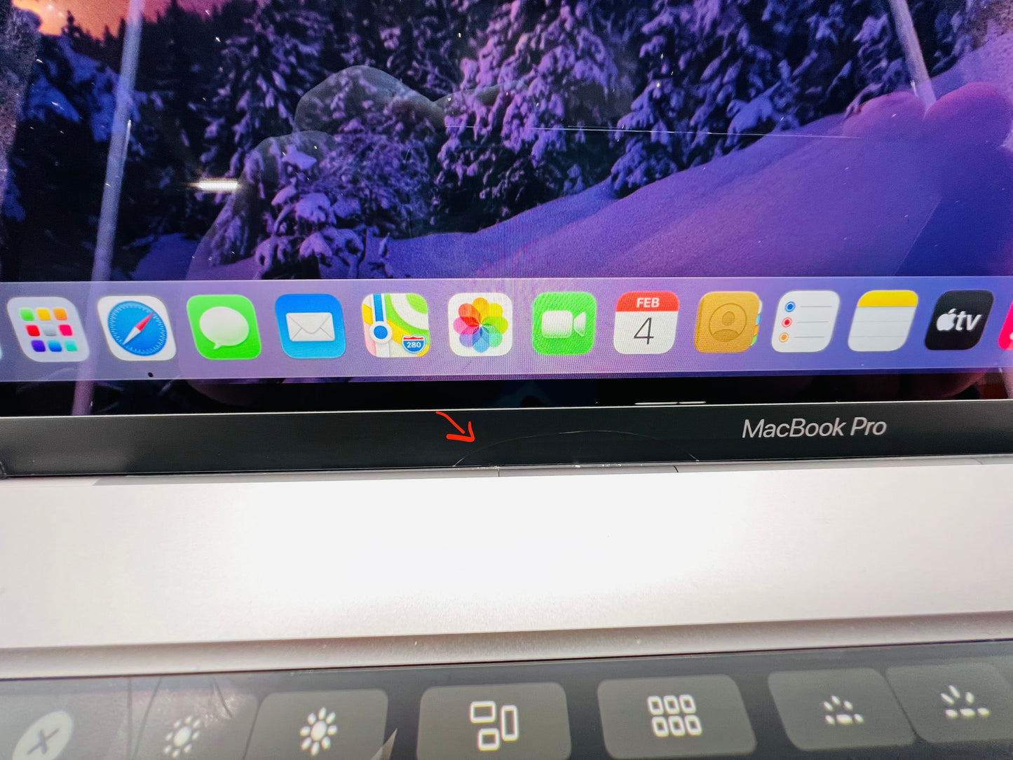 Apple 2019 16 in MacBook Pro TB 2.3GHz 8-Core i9 16GB RAM 1TB SSD RP5500M 4GB