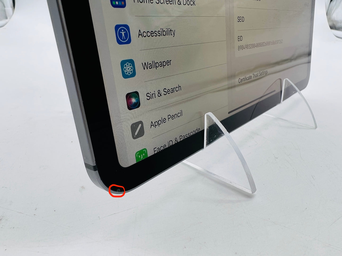 Apple 2018 iPad Pro (3rd generation) 12.9 in 256GB Wi-Fi + Cell