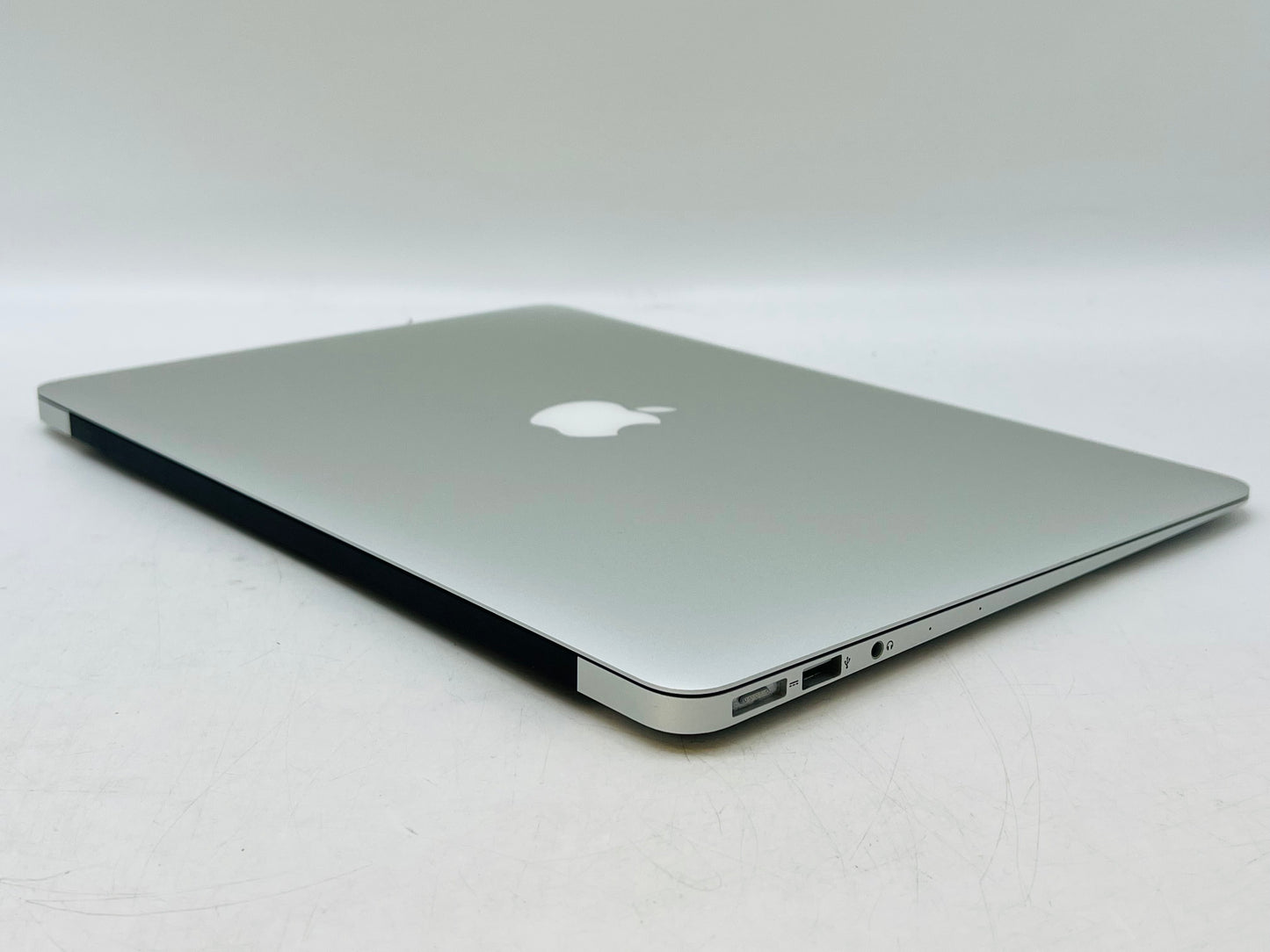 Apple 2017 13 in MacBook Air 2.2GHz Dual-Core i7 8GB Ram 512GB SSD IHG6000