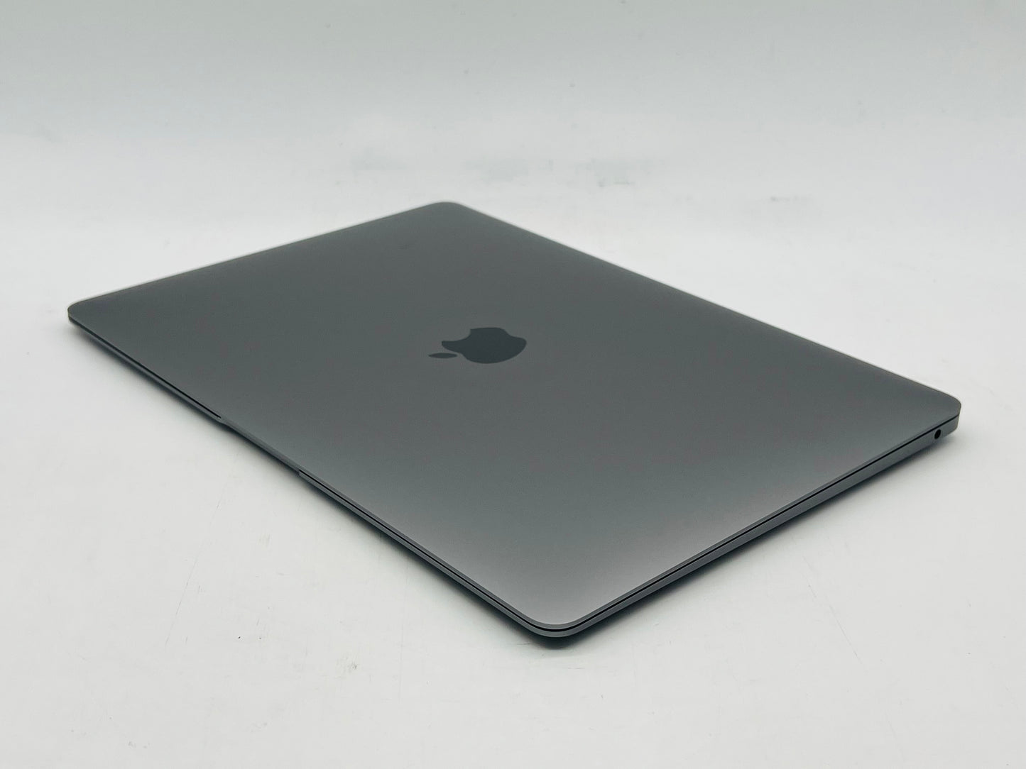 Apple 2020 MacBook Air M1 3.2GHz 8-Core CPU 7-Core GPU 16GB RAM 256GB SSD