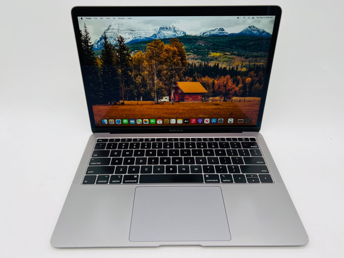 Apple 2018 MacBook Air 13 in 1.6GHz Dual-Core i5 16GB RAM 128GB SSD IUG 617