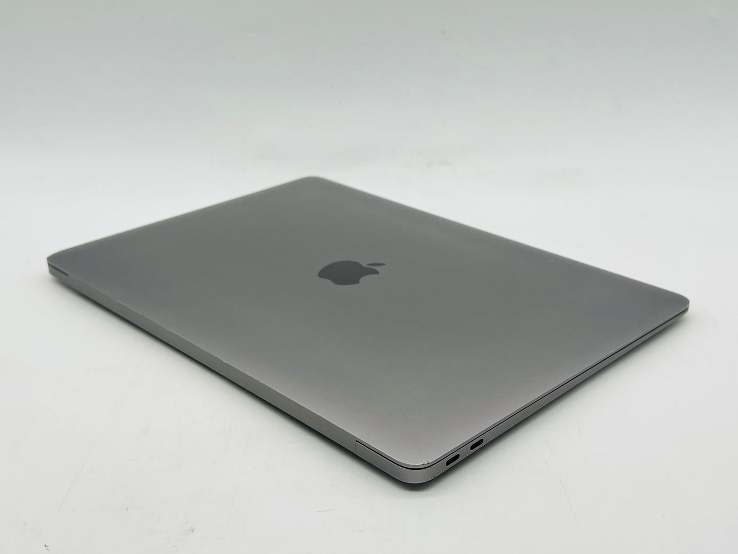 Apple 2018 MacBook Air 13 in 1.6GHz Dual-Core i5 16GB RAM 128GB SSD IUG 617