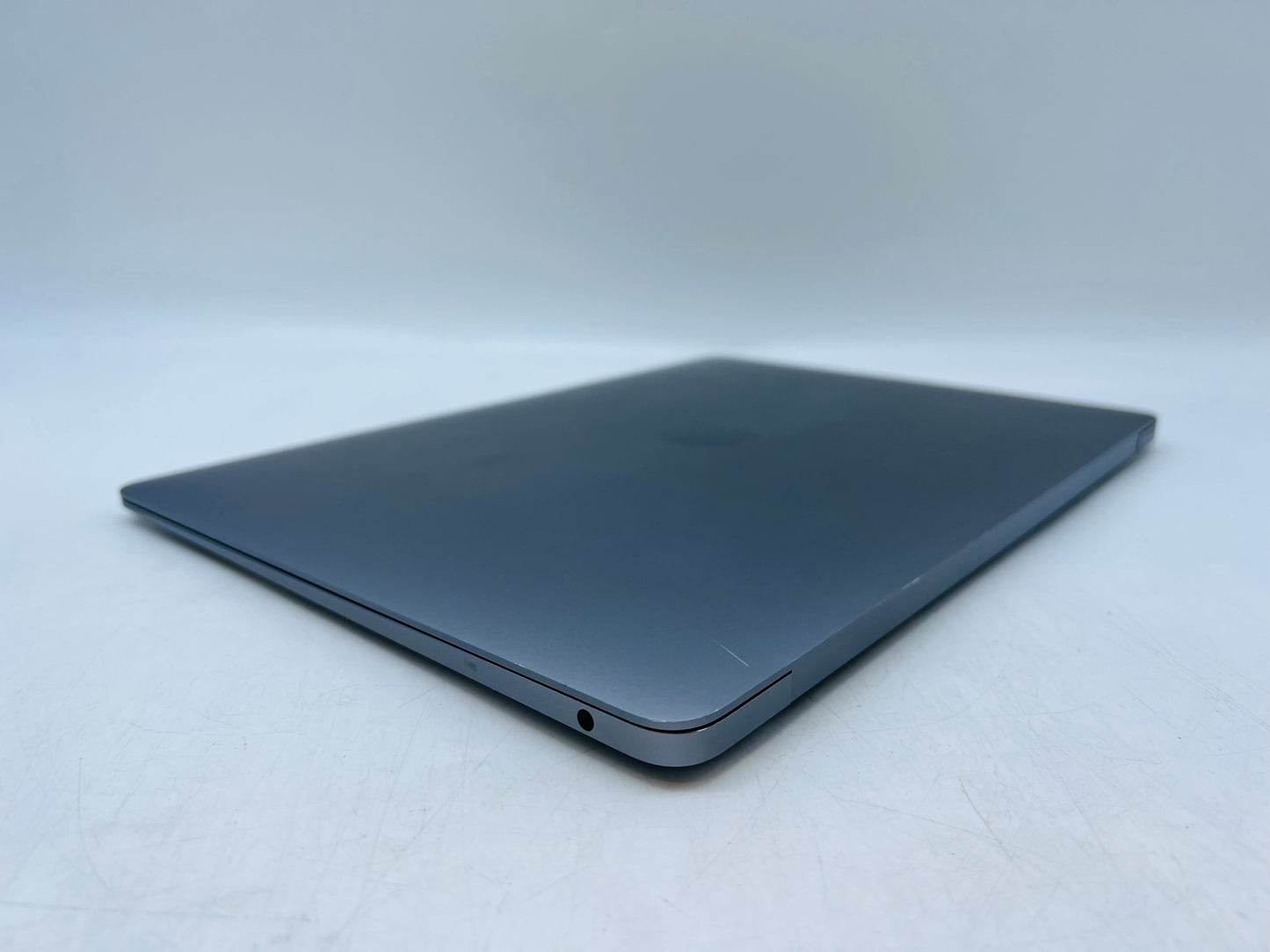 Apple 2019 13 in MacBook Air 1.6GHz Dual-Core i5 16GB RAM 1TB SSD IUG617