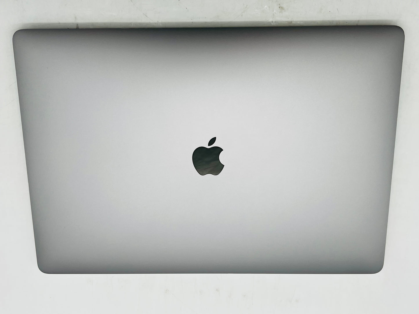 Apple 2019 MacBook Pro 16 in 2.3GHz 8-Core i9 32GB RAM 2TB SSD RP5500M 8GB AC+