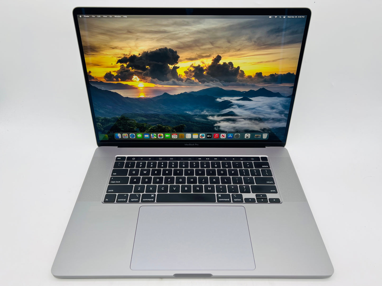 Apple 2019 MacBook Pro 16 in TB 2.4GHz 8-Core i9 64GB RAM 2TB SSD RP 5500M 8GB