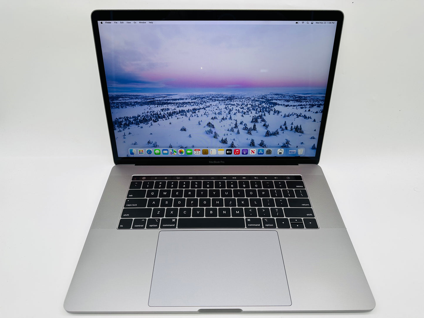 Apple 2019 15 in MacBook Pro TB 2.4GHz 8-Core i9 32GB RAM 2TB SSD Vega 20 4GB