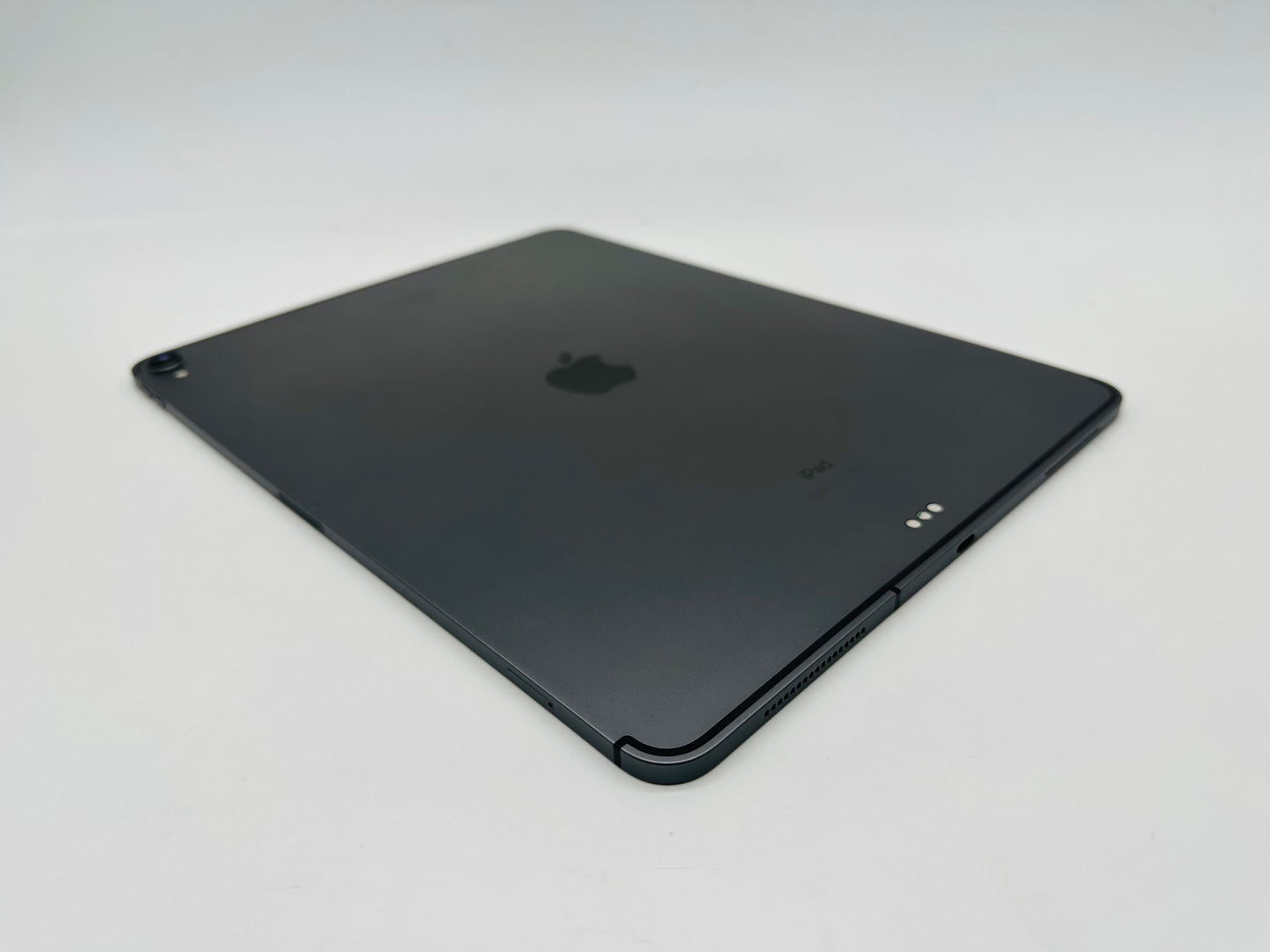 Apple 2018 iPad Pro (12.9-inch) 3rd Gen 64GB Wi-Fi + Cell "Gray"
