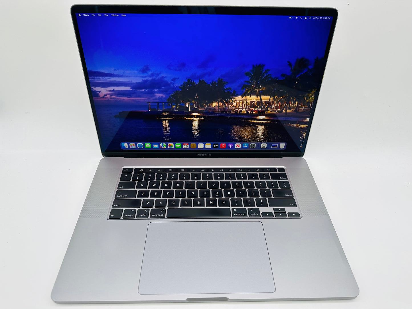 Apple 2019 16in MacBook Pro TB 2.4GHz 8-Core i9 64GB RAM 2TB SSD RP5500M 4GB AC+