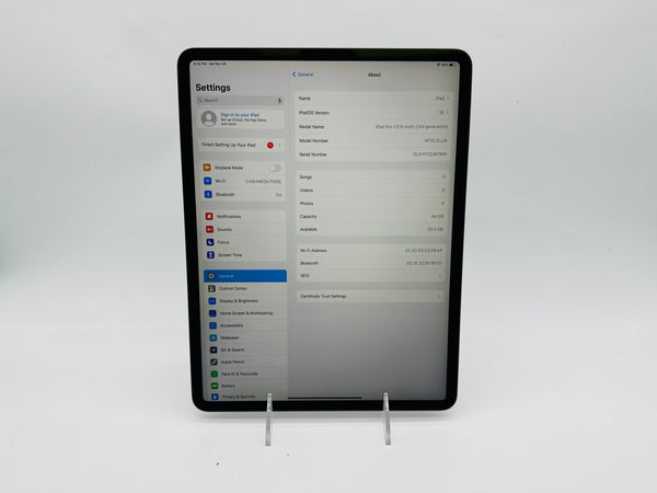 Apple 2018 iPad Pro (12.9-inch) 3rd Gen 64GB Wi-Fi Only "Gray"