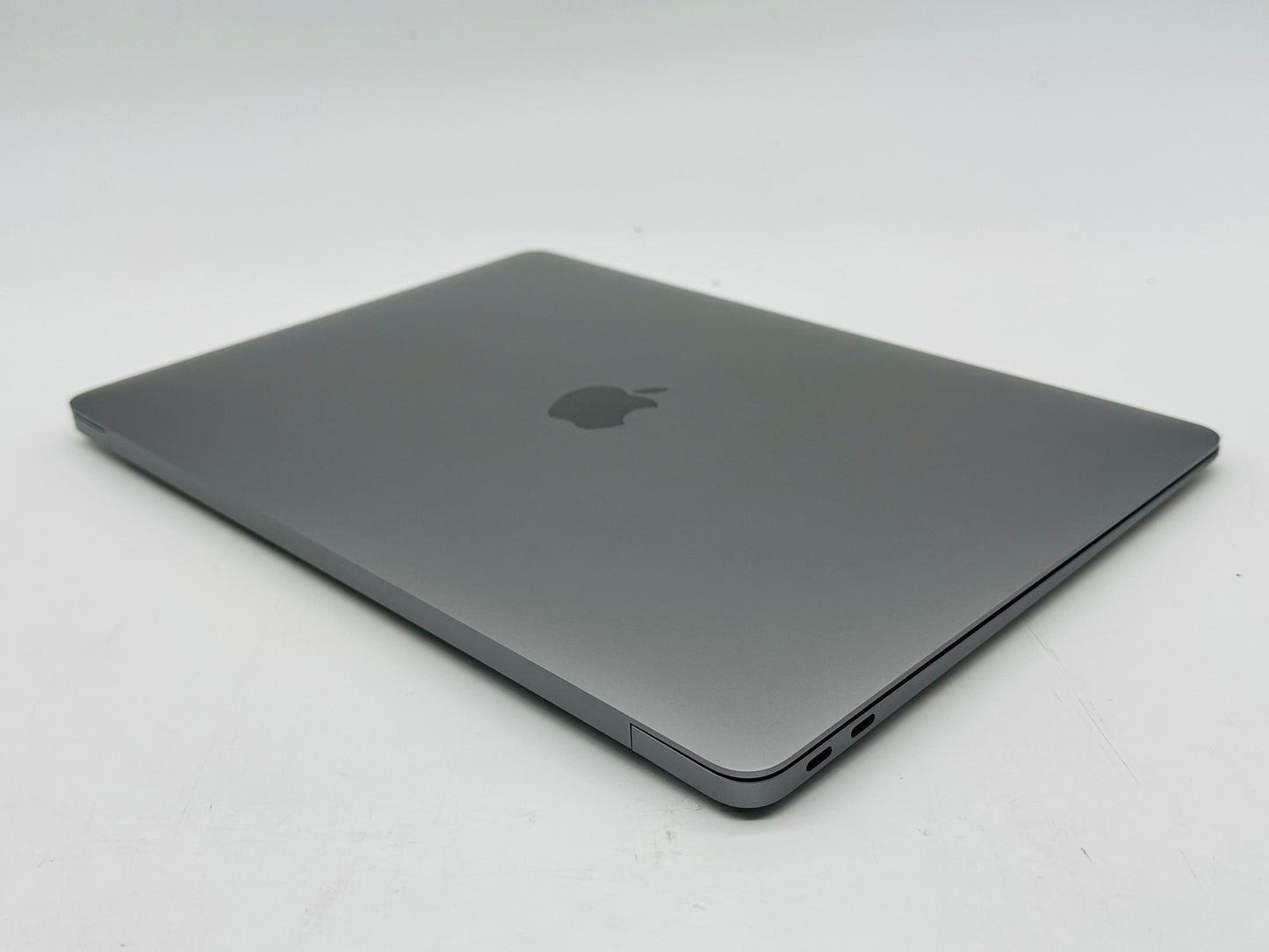 Apple 2020 13 in MacBook Air M1 Chip 8-Core CPU 7-Core GPU 16GB RAM 256GB SSD
