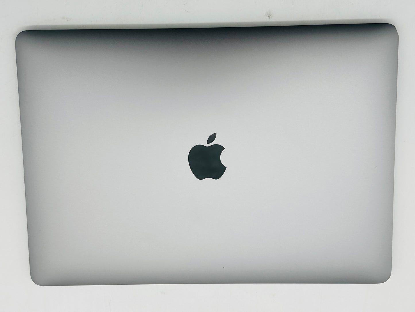 Apple 2019 13 in MacBook Air 1.6GHz Dual-Core i5 8GB RAM 128GB SSD IUG617