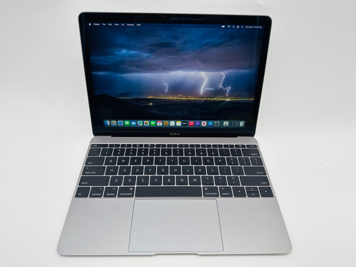 Apple 2017 MacBook 12 in 1.2GHz Dual-Core m3 8GB RAM 256GB SSD IHG615