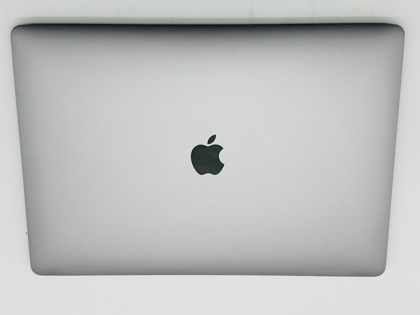 Apple 2019 15 in MacBook Pro TB 2.4GHz 8-Core i9 32GB RAM 1TB SSD Vega 20 4GB