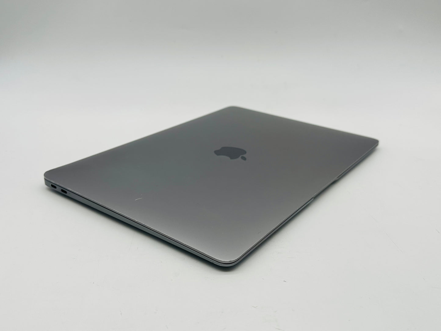 Apple 2020 13 in MacBook Air 1.1GHz Quad-Core i3 8GB RAM 256GB SSD IIPG 1536 AC+