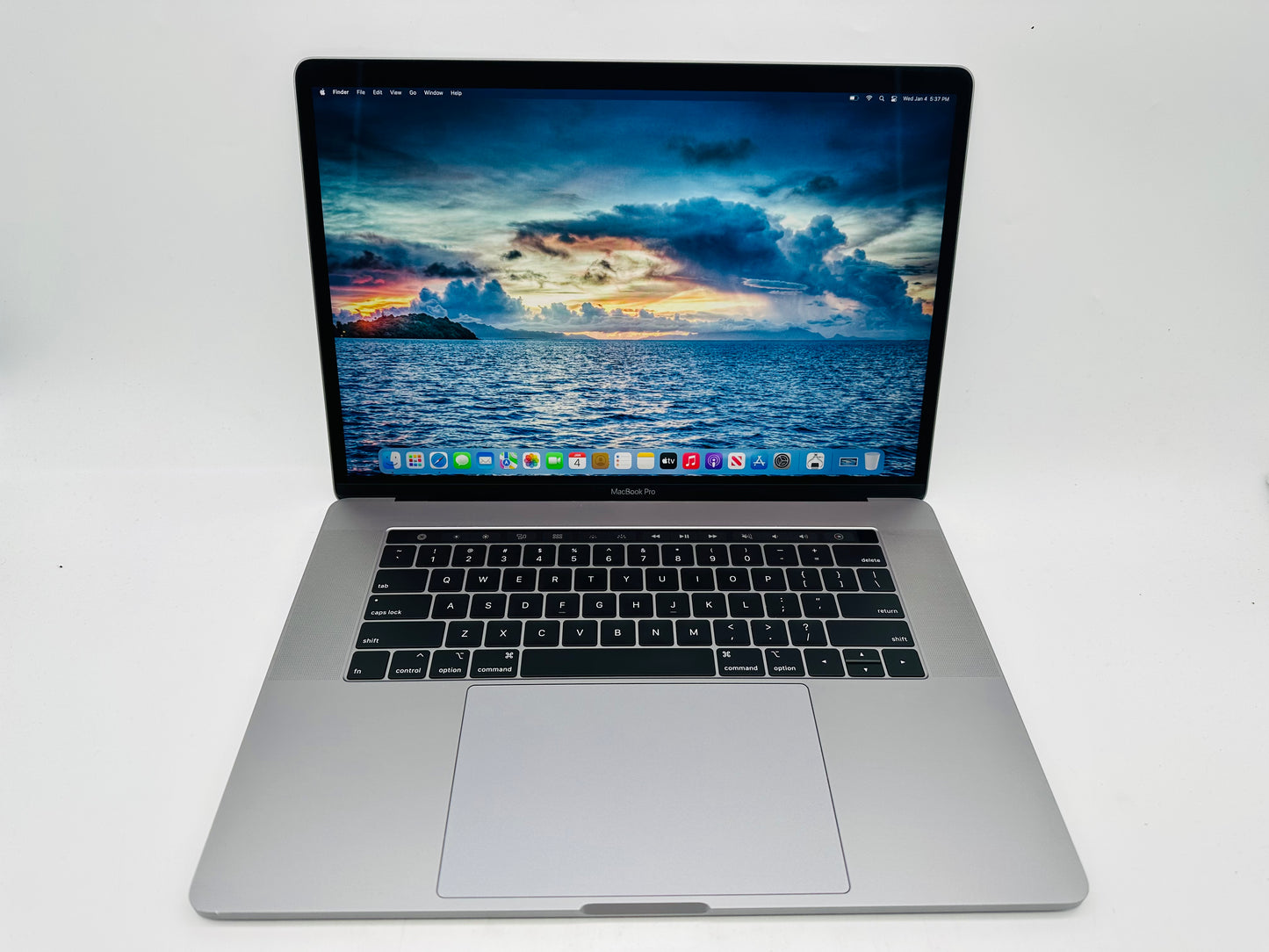 Apple 2019 15 in MacBook Pro TB 2.3GHz 8-Core i9 16GB RAM 512GB SSD RP560X 4GB