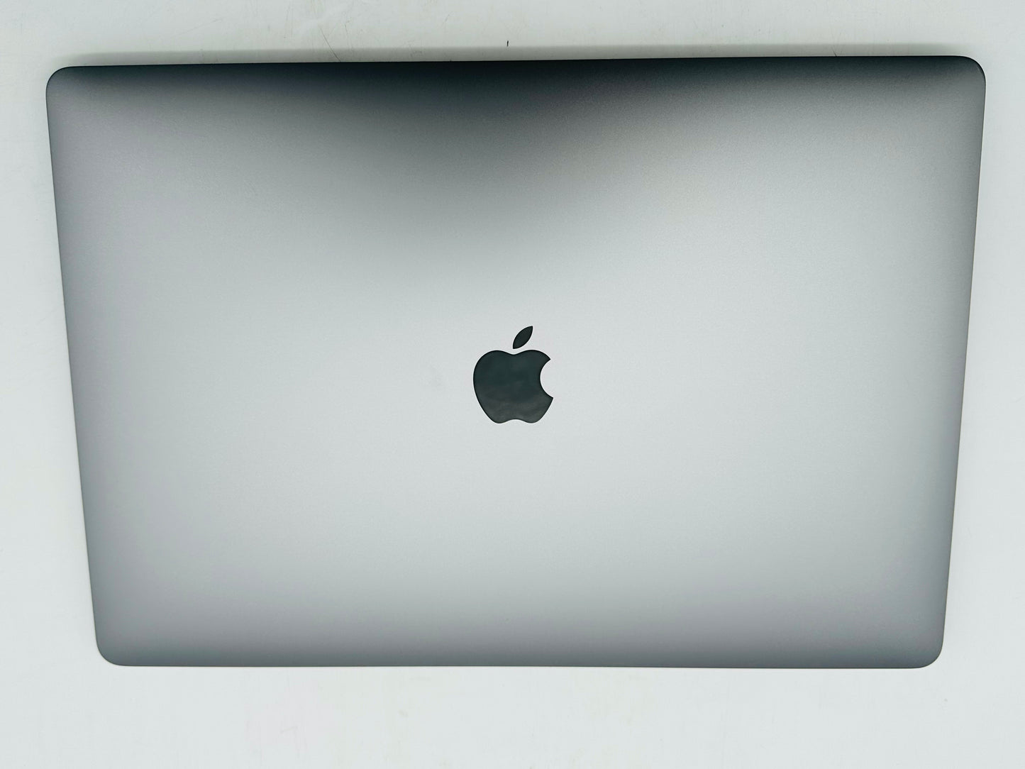 Apple 2019 15 in MacBook Pro TB 2.3GHz 8-Core i9 16GB RAM 512GB SSD RP560X 4GB