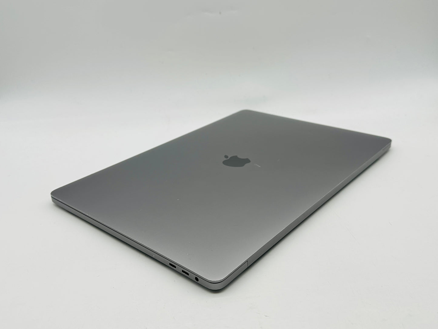 Apple 2019 16 in MacBook Pro TB 2.3GHz 8-Core i9 16GB RAM 2TB SSD RP5500M 8GB