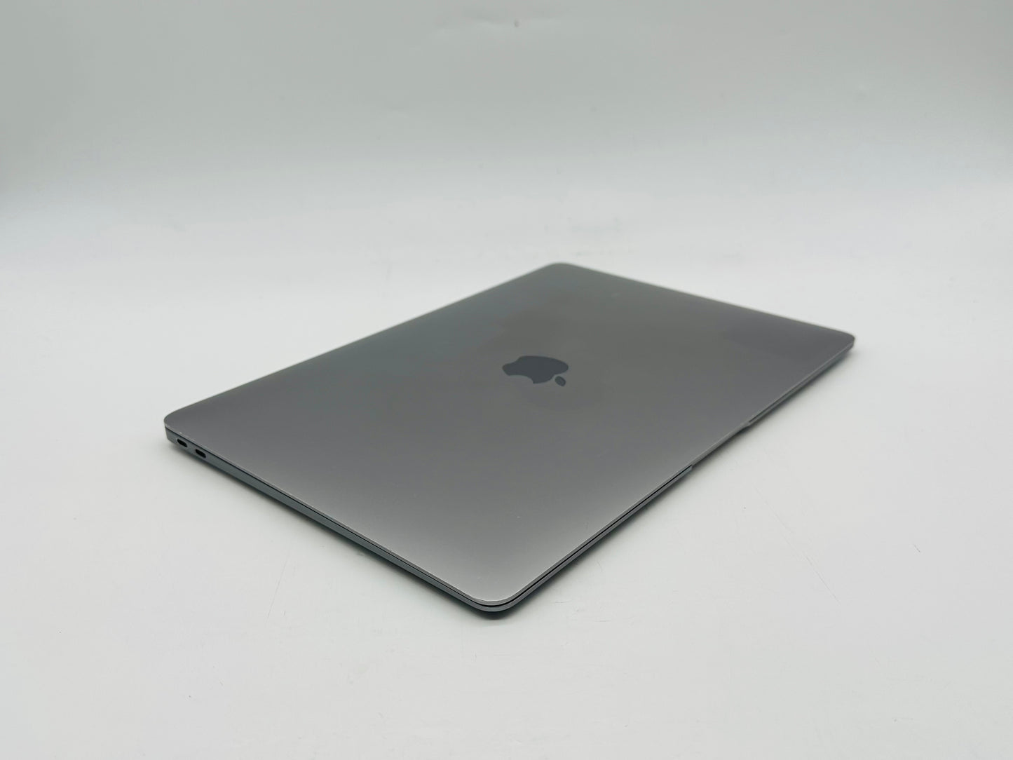 Apple 2019 MacBook Air 1.6GHz Dual-Core i5 16GB RAM 256GB SSD IUG617