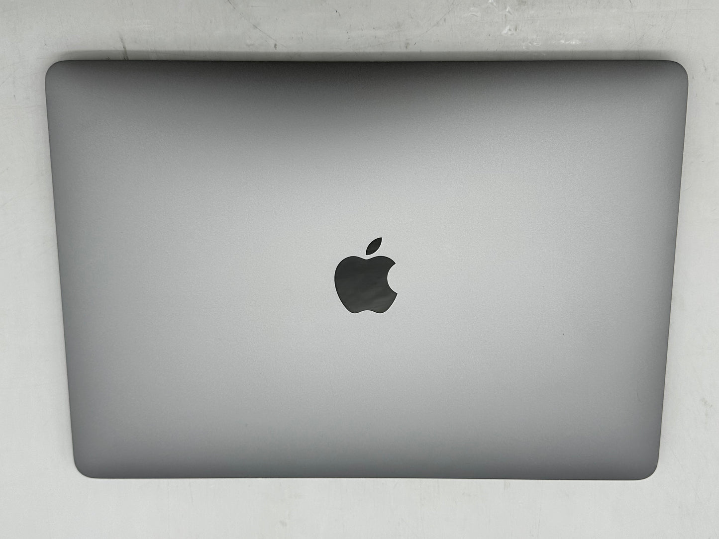 Apple 2017 MacBook Pro 13 in Retina 2.3GHz Dual-Core i5 16GB RAM 128GB SSD