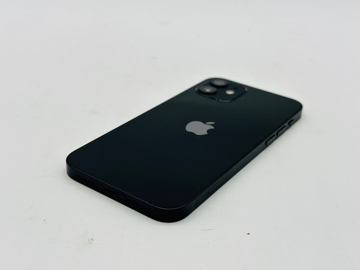 Apple iPhone 12 GSM/CDMA Unlocked (128GB) "Black" Grade B