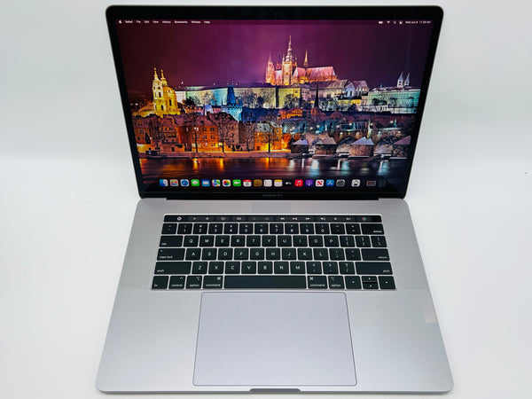 Apple 2018 15 in MacBook Pro TB 2.6GHz 6-Core i7 16GB RAM 512GB SSD RP560X 4GB