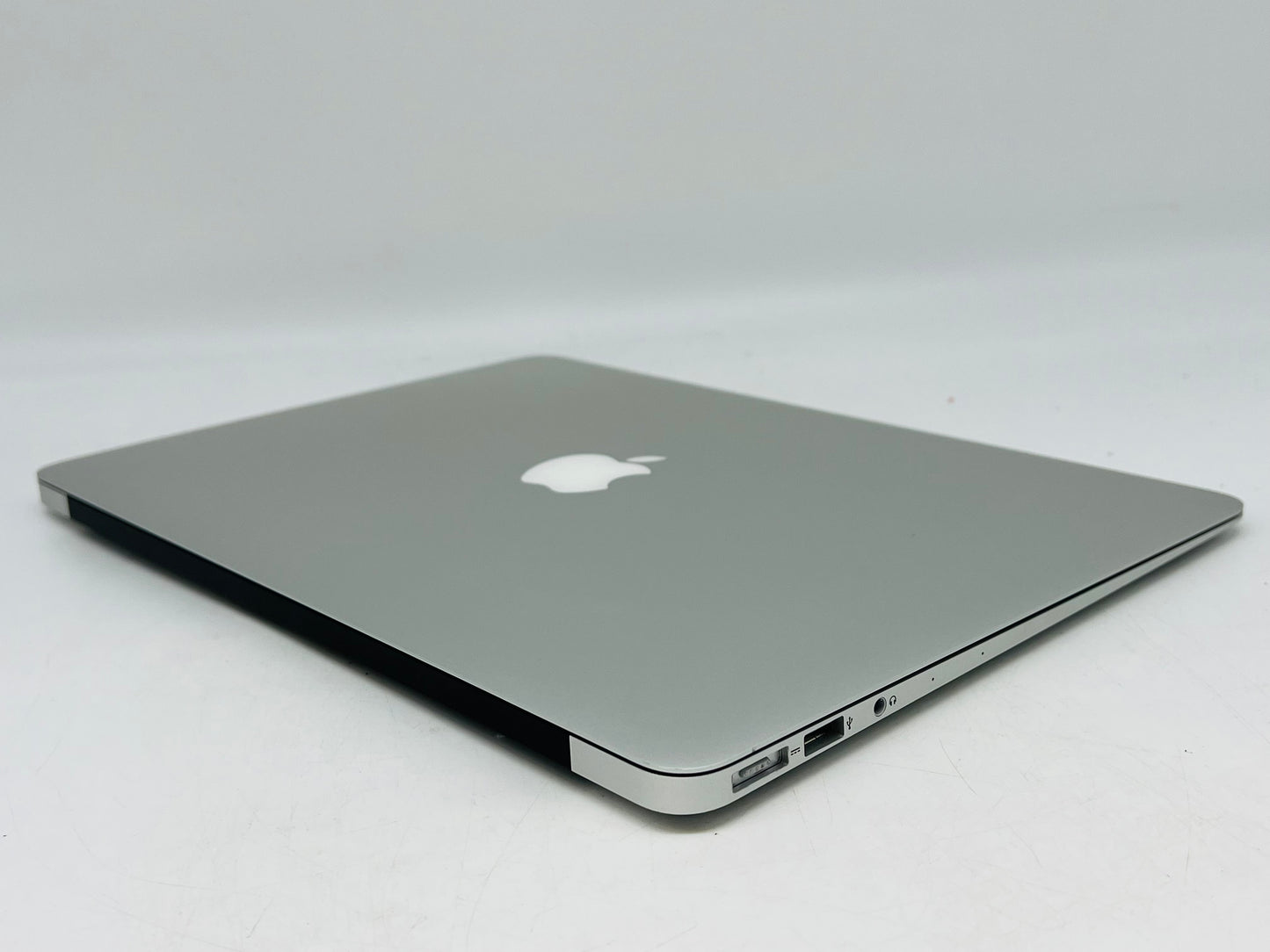 Apple 2017 MacBook Air 1.8GHz Dual-Core i5 8GB RAM 128GB SSD