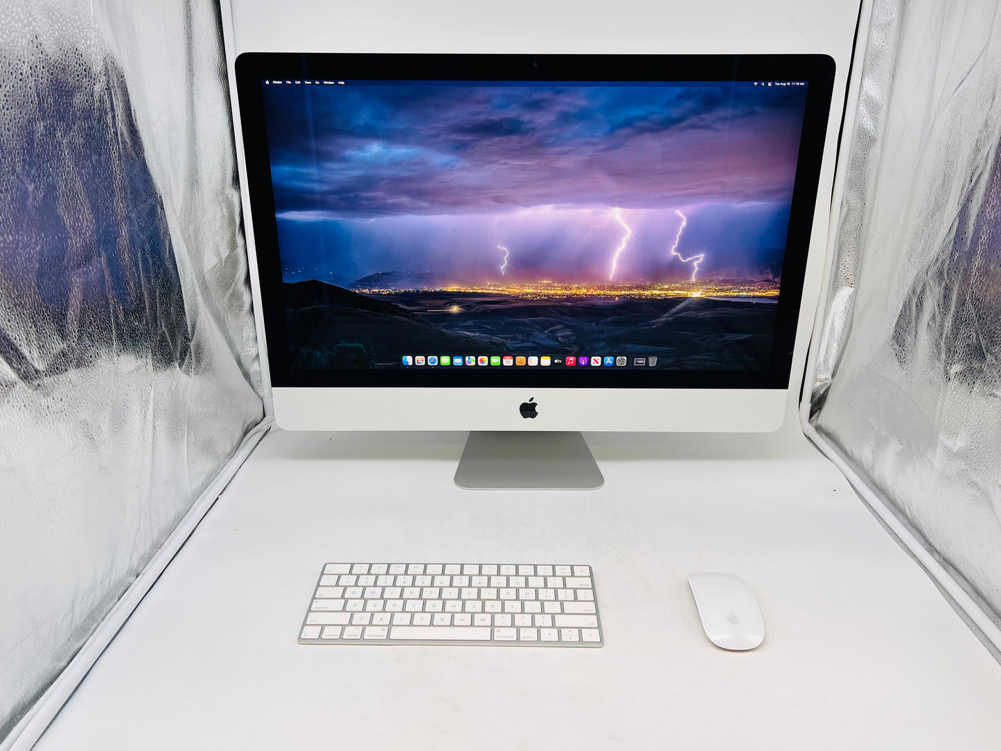 Apple 2019 iMac 27 in 5k Retina 3.7GHz 6-Core i5 16GB RAM 3TB Fusion RP580X 8GB